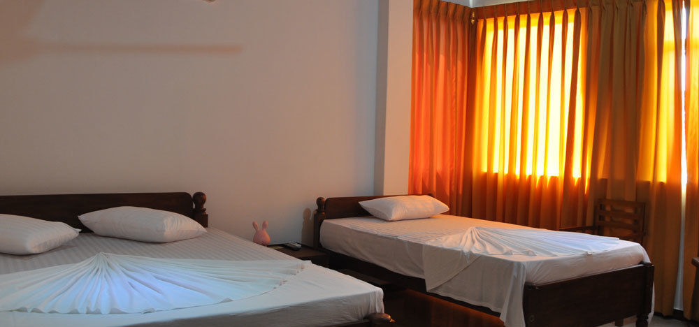 Hotel Aradhana Galle Esterno foto