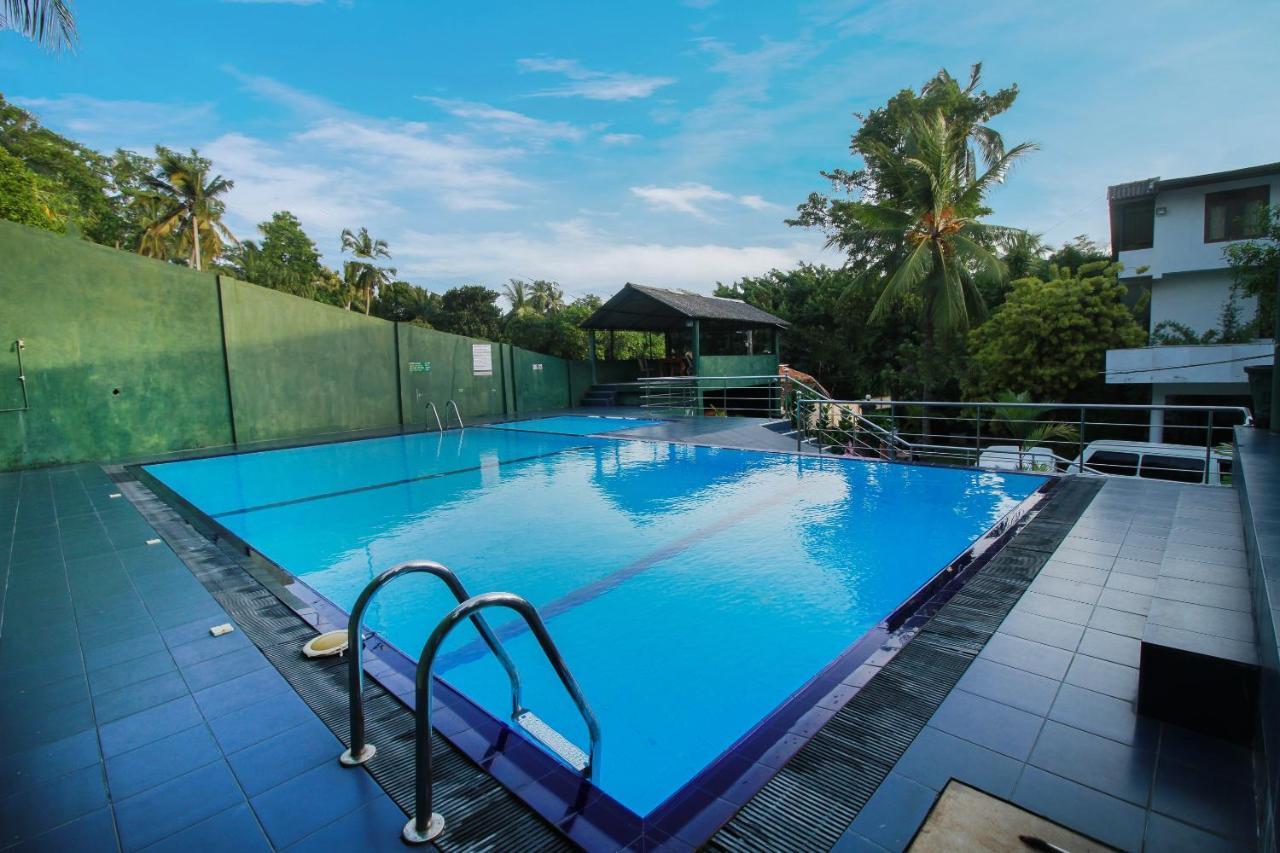 Hotel Aradhana Galle Esterno foto
