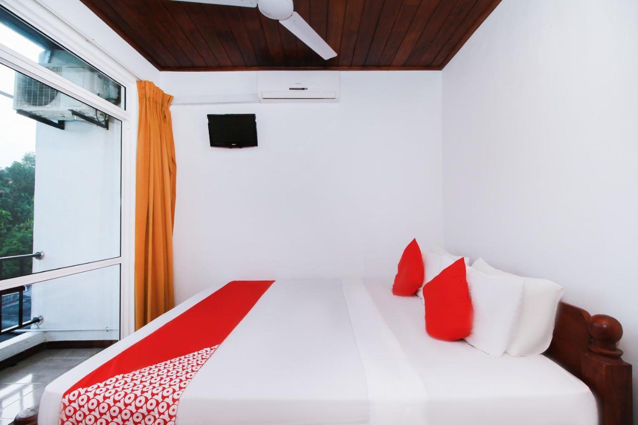 Hotel Aradhana Galle Esterno foto