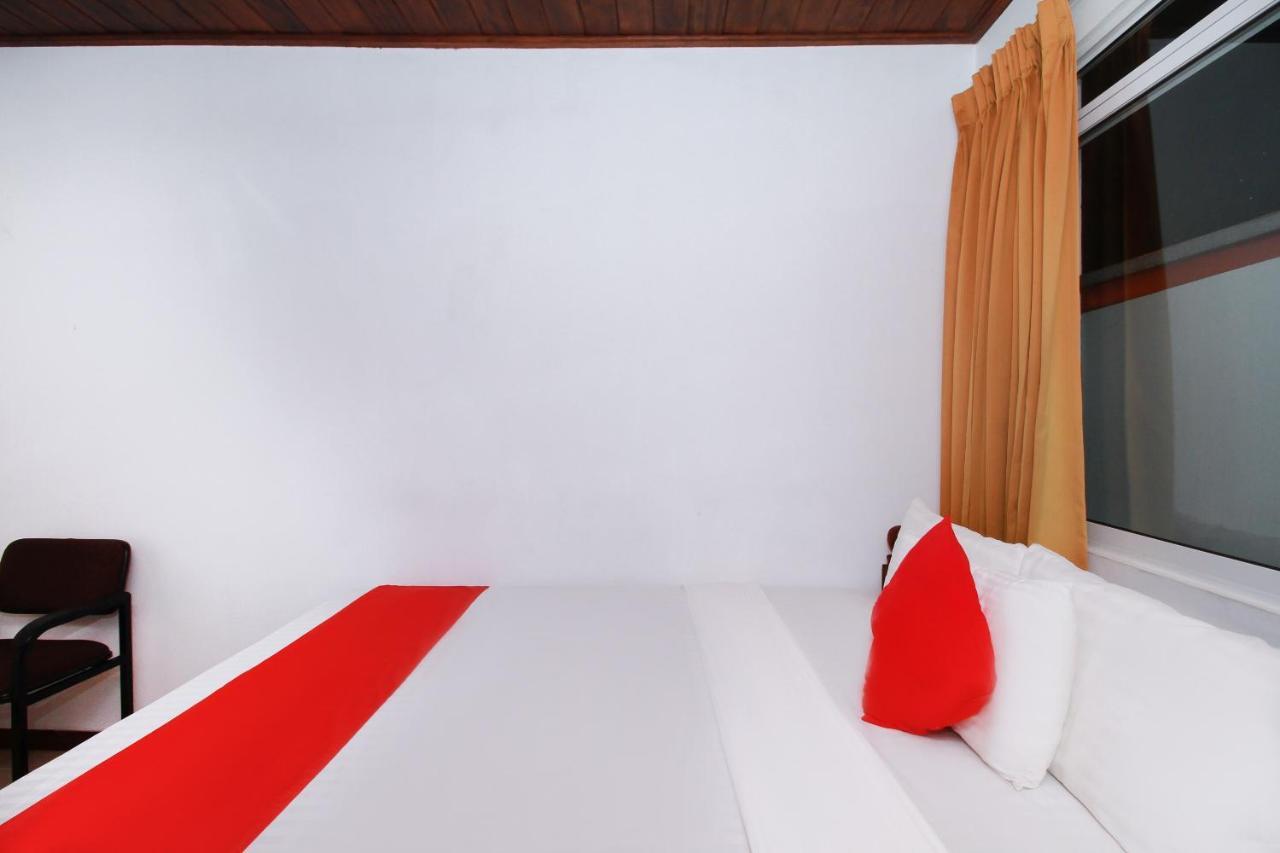 Hotel Aradhana Galle Esterno foto